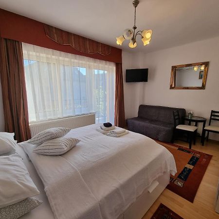 Hotel Abigel Vendeghaz Miskolc Exterior foto