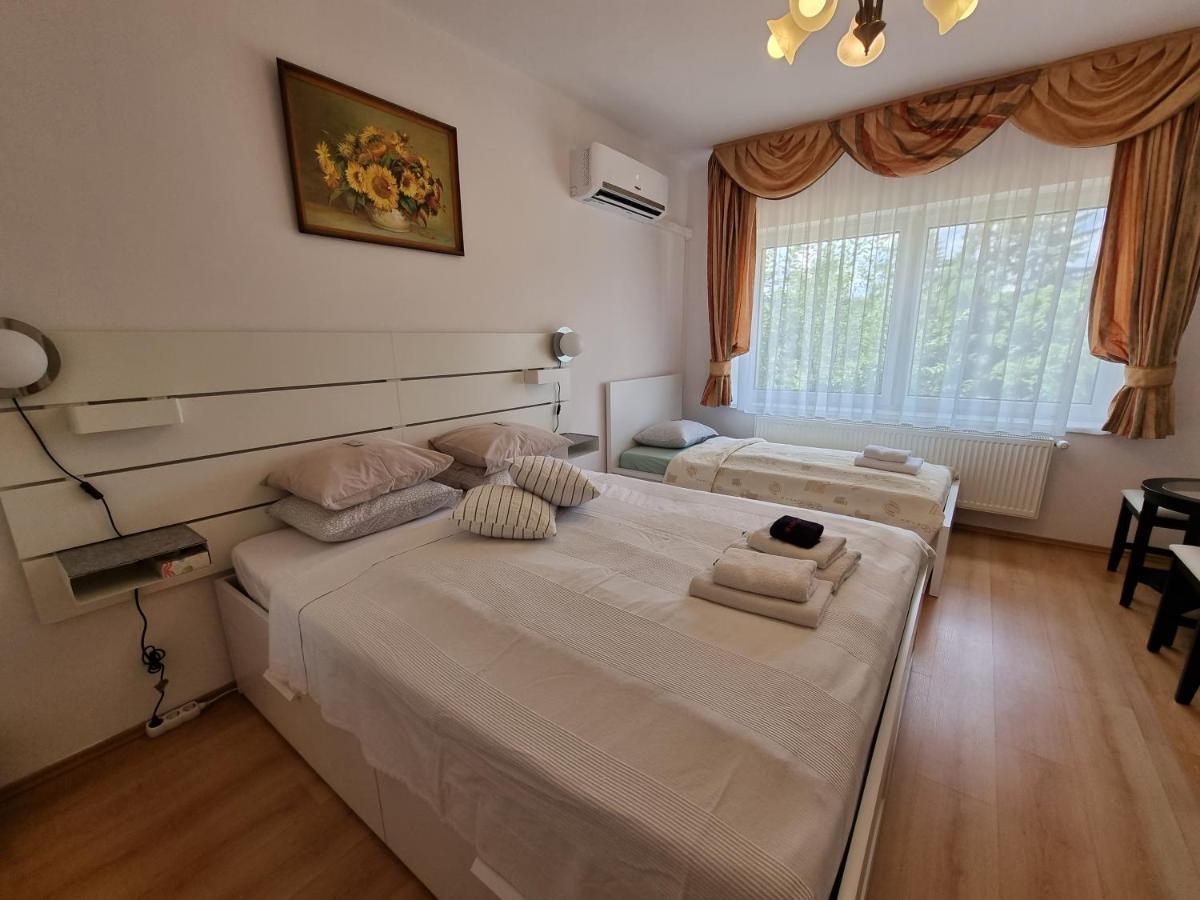 Hotel Abigel Vendeghaz Miskolc Exterior foto