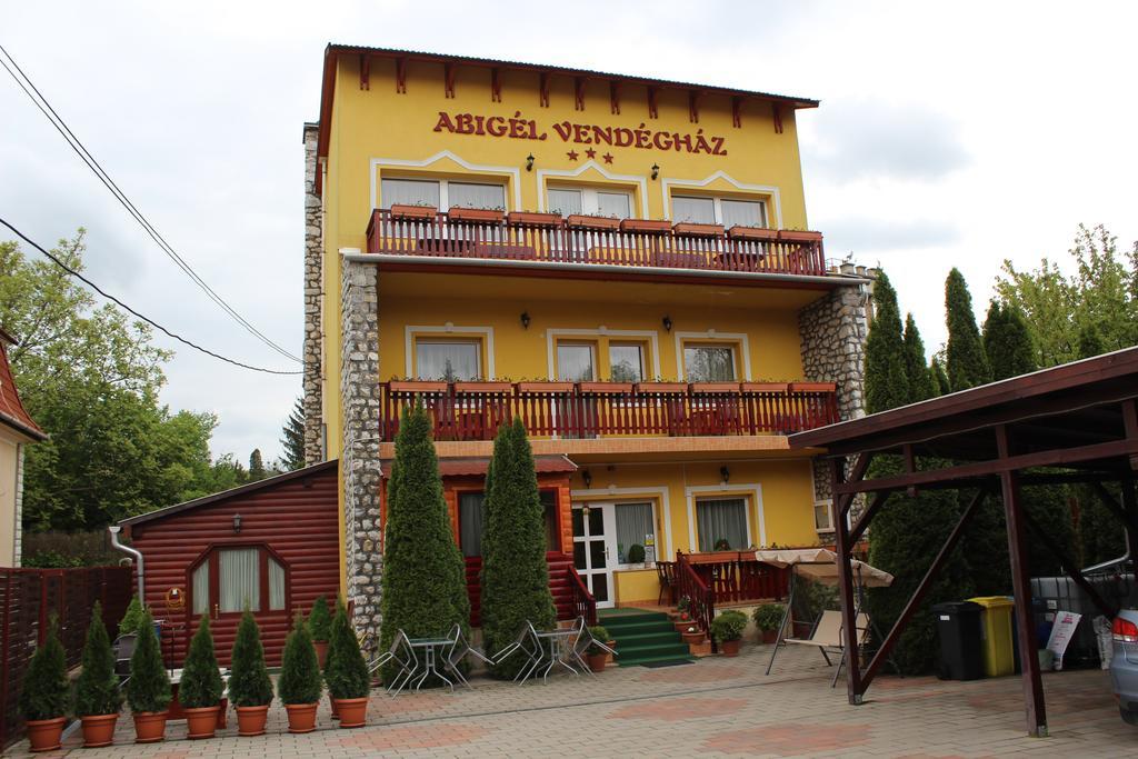 Hotel Abigel Vendeghaz Miskolc Exterior foto