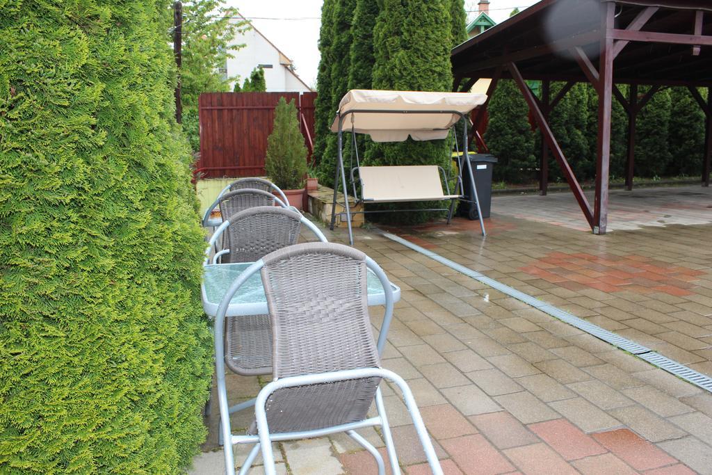 Hotel Abigel Vendeghaz Miskolc Exterior foto